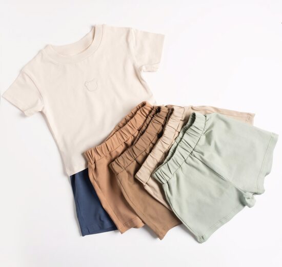 T-krekls, šorti bēšs