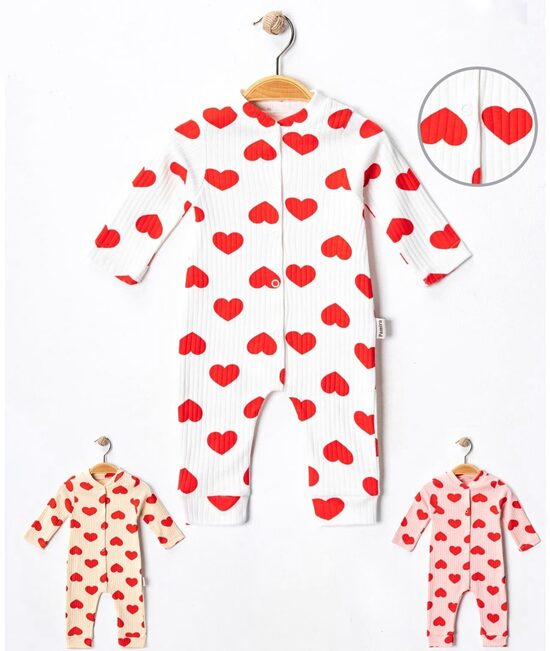 Pidžama balta ar sirsniņām