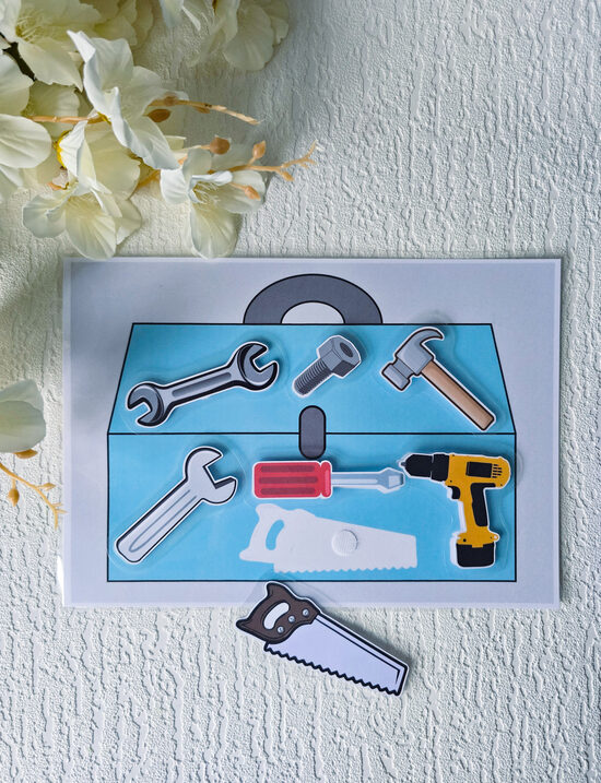 Lipekļu spēle - darbarīki