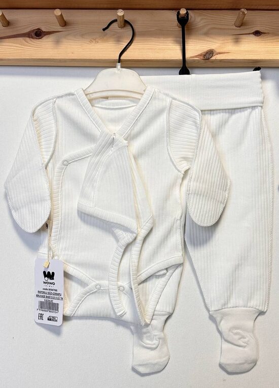 Balts ar vīlītēm ārpusē